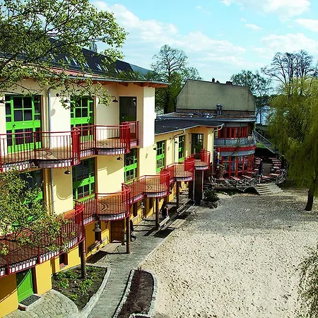 Seminar- Und Gaestehaus Flussbad Gartenstrasse Βερολίνο