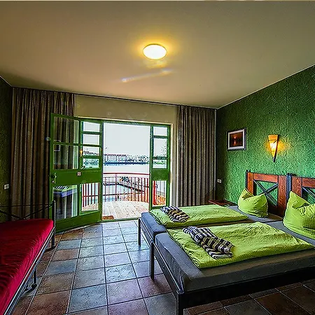 Seminar- Und Gaestehaus Flussbad Gartenstrasse Βερολίνο