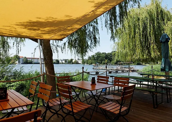 Seminar- Und Gaestehaus Flussbad Gartenstrasse 베를린