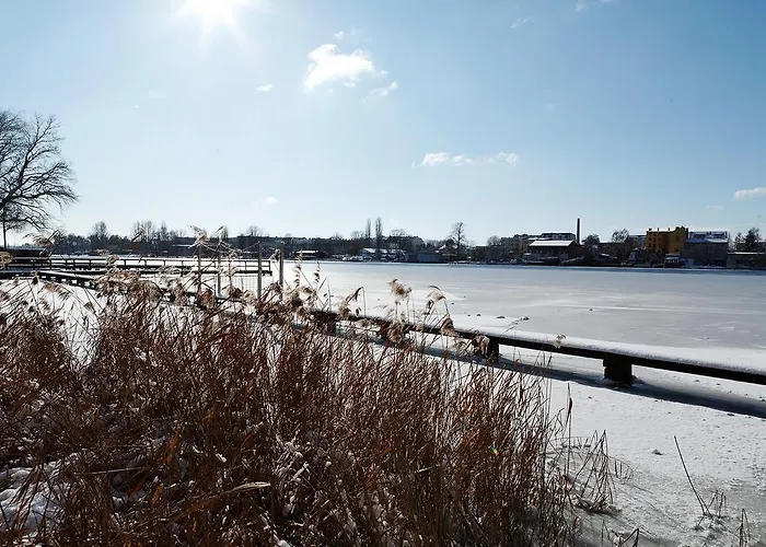 호텔 Seminar- Und Gaestehaus Flussbad Gartenstrasse 5*