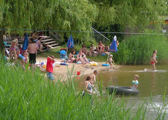 Seminar- Und Gaestehaus Flussbad Gartenstrasse 호텔 5*