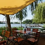 Seminar- Und Gaestehaus Flussbad Gartenstrasse Берлин