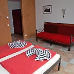 Seminar- Und Gaestehaus Flussbad Gartenstrasse