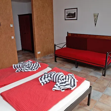 Seminar- Und Gaestehaus Flussbad Gartenstrasse