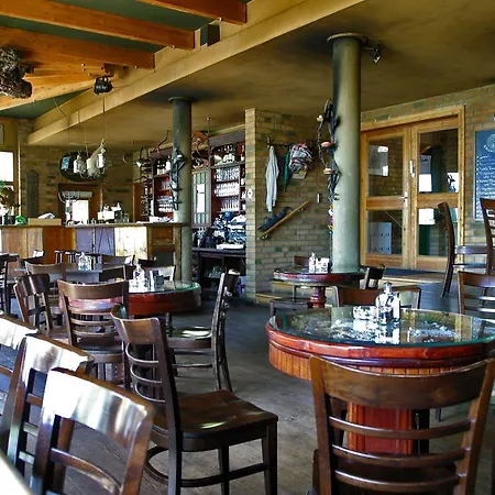 Seminar- Und Gaestehaus Flussbad Gartenstrasse ברלין