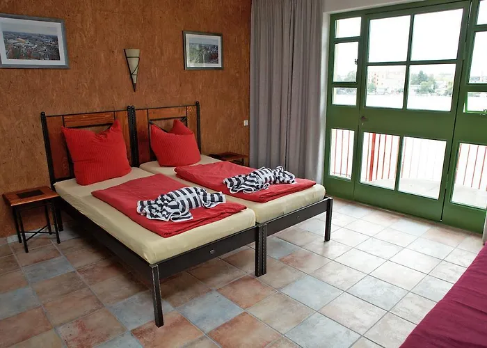 Seminar- Und Gaestehaus Flussbad Gartenstrasse 5*