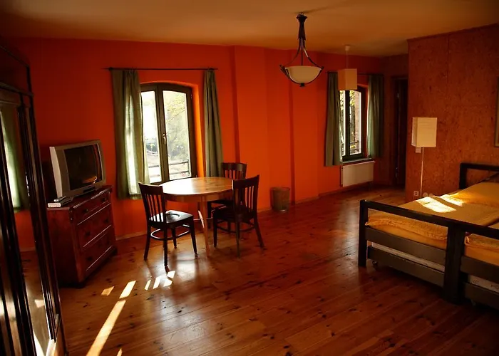 Seminar- Und Gaestehaus Flussbad Gartenstrasse